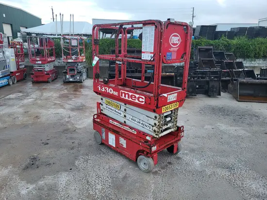 2017 MEC 1330SE Scissor Lift