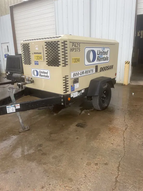 2021 Doosan P425/HP375WCUT4 Air Compressor