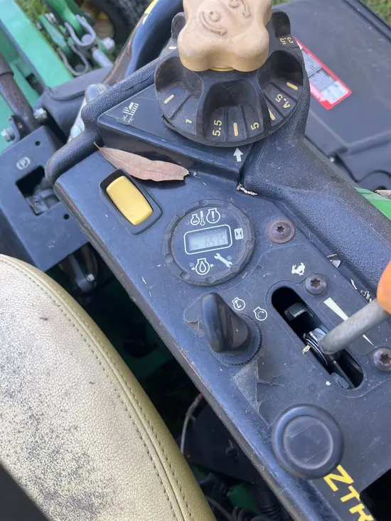 2022 John Deere Z920M