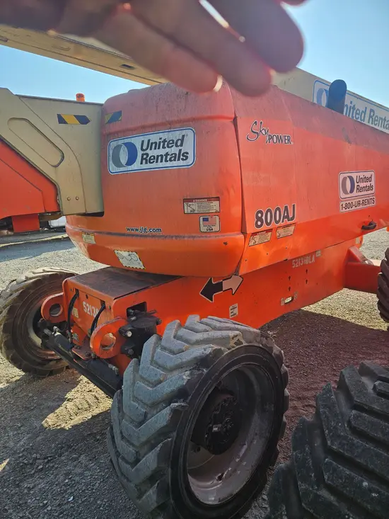 2017 JLG 800AJ Articulating Boom Lift
