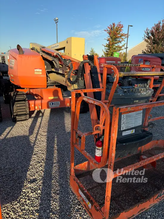 2017 JLG 450AJ Articulating Boom Lift