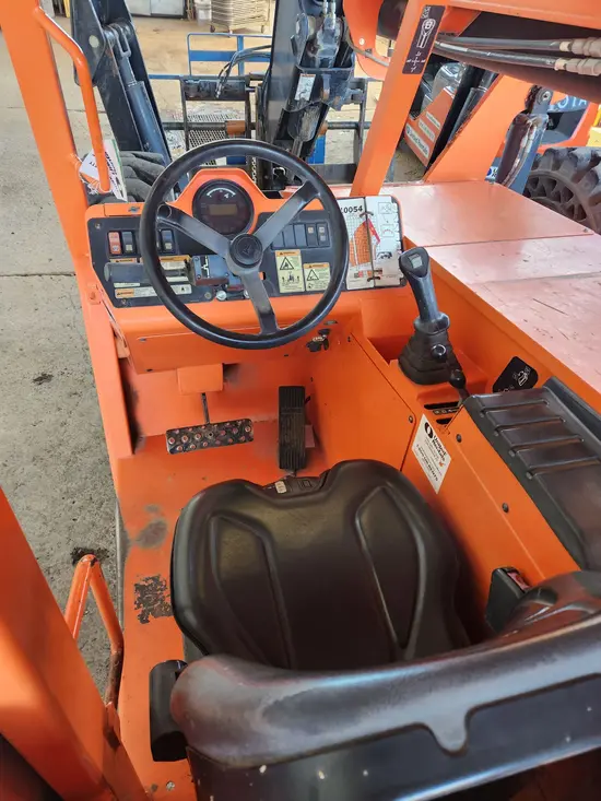2017 SKYTRAK 10054 Forklift