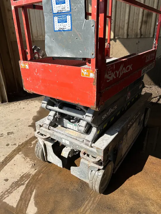 2016 Skyjack SJIII3219 Scissor Lift