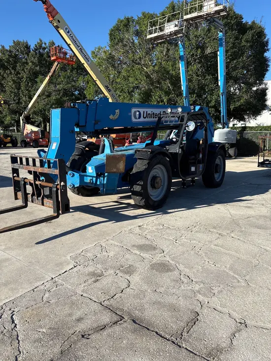 2018 Genie GTH-1056 Forklift