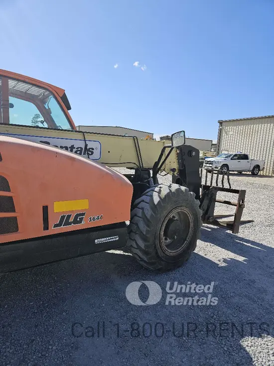 2018 JLG 1644 Forklift