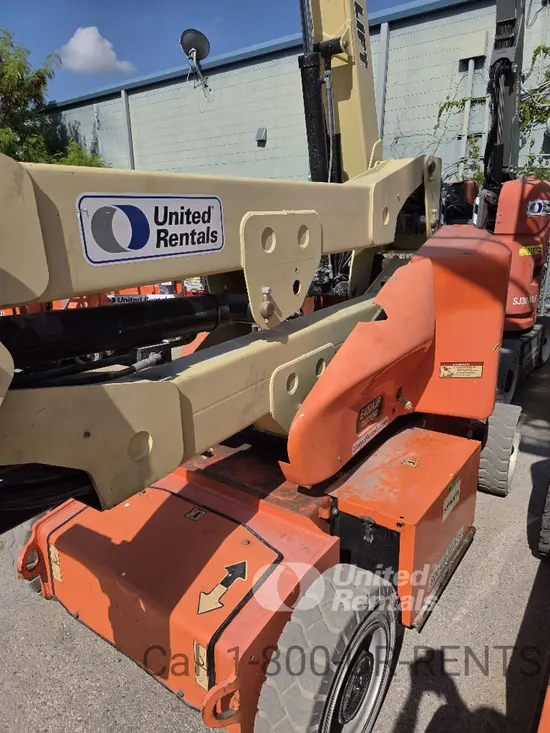 2018 JLG E400AJPN Articulating Boom Lift