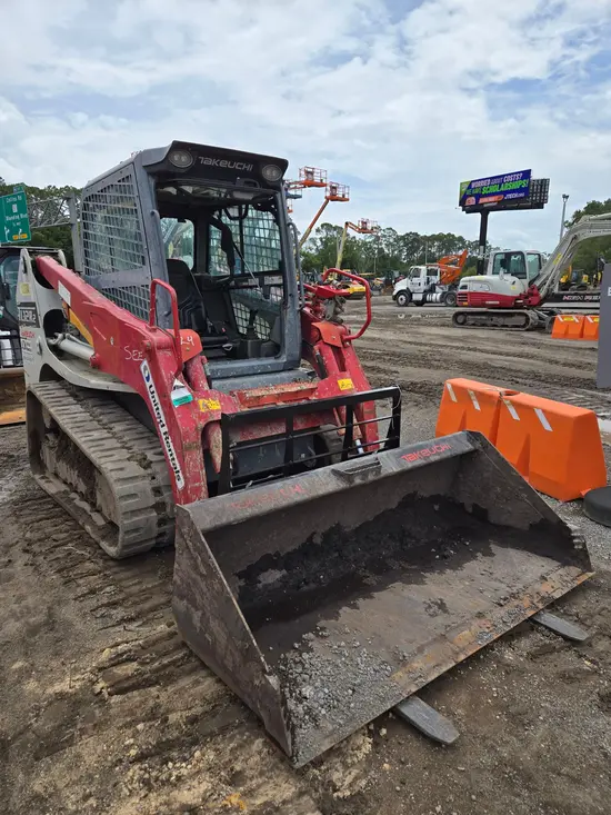 2021 Takeuchi TL12R2-CR Track Loader