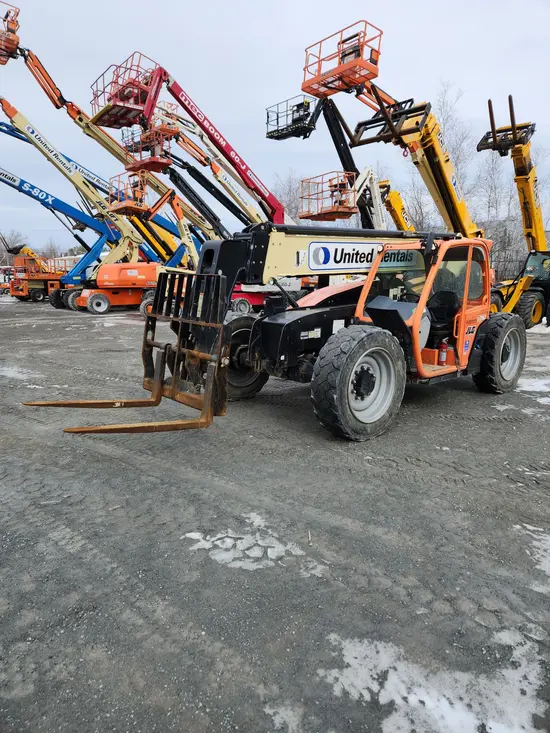 2016 JLG 642 Forklift