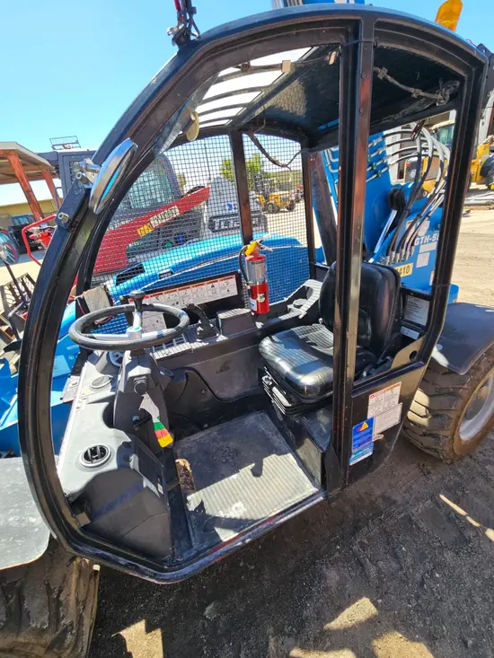2018 Genie GTH-5519 Forklift