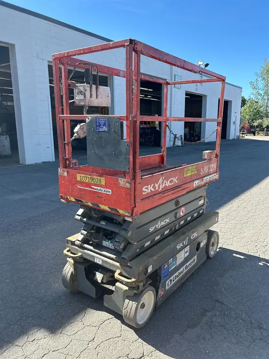 2018 Skyjack SJIII3219 Scissor Lift
