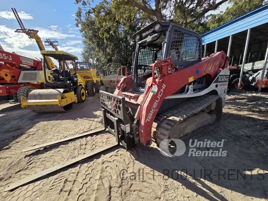 2021 Takeuchi TL12V2-CR Track Loader