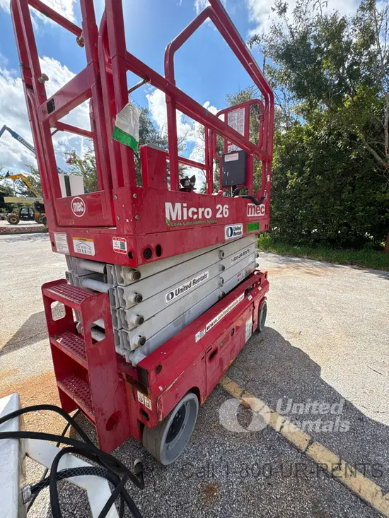 2019 MEC MICRO 26 Scissor Lift
