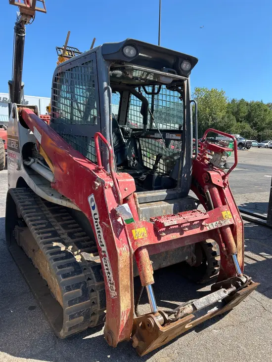 2022 Takeuchi TL12R2-CR Track Loader