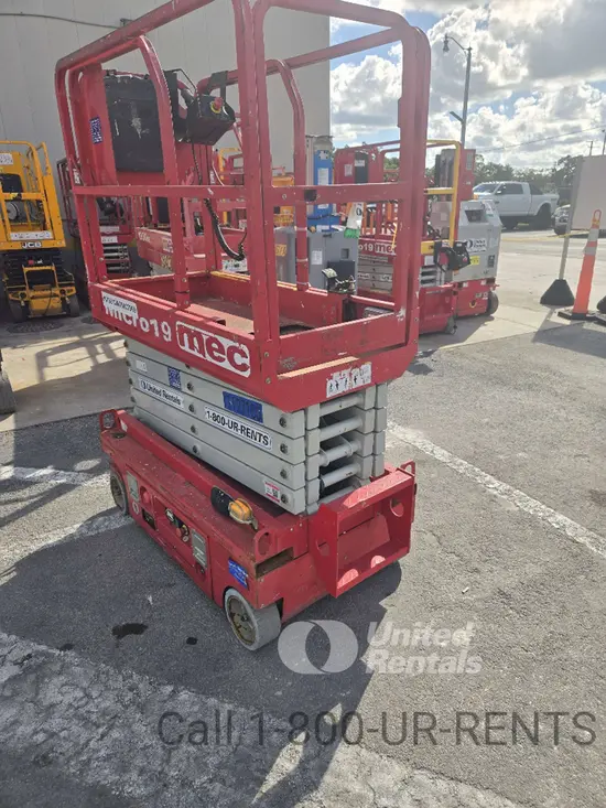 2020 MEC MICRO 19 Scissor Lift
