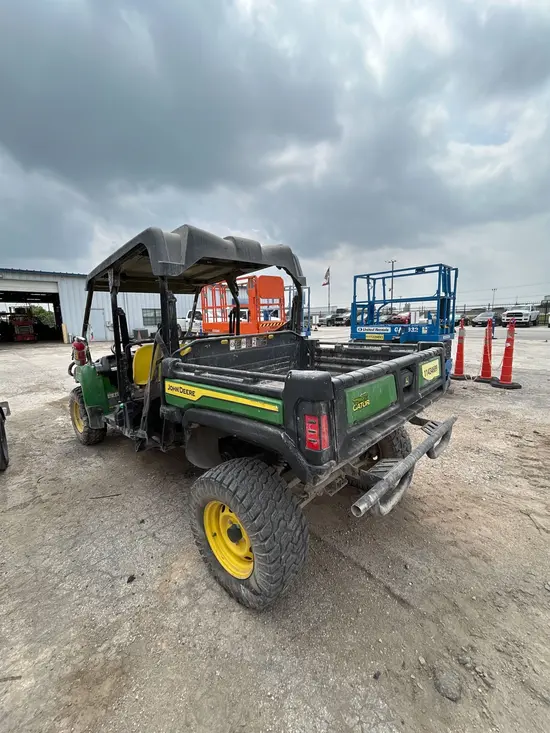 2022 John Deere XUV855M S4 Utility Vehicle