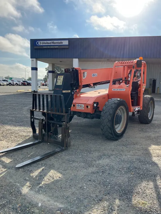2018 SKYTRAK 6042 Forklift