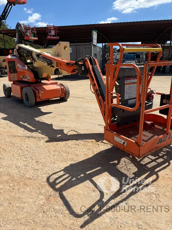 2018 JLG E400AJPN Articulating Boom Lift