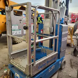 2018 Genie GR-20 Self-Propelled One-Person Lift