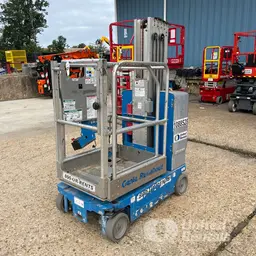 2019 Genie GR-20 Self-Propelled One-Person Lift