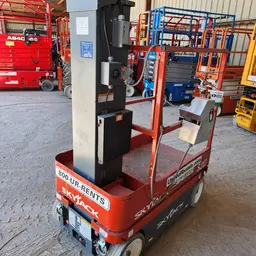 2018 Skyjack SJ12 Self-Propelled One-Person Lift