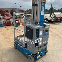 2016 Genie GR-20 Self-Propelled One-Person Lift