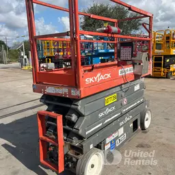 2018 Skyjack SJIII3226 Scissor Lift