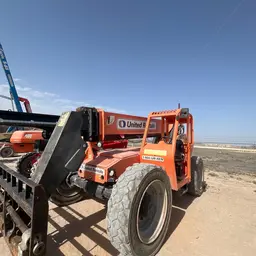 2017 SKYTRAK 8042 Forklift