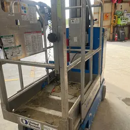 2018 Genie GR-20 Self-Propelled One-Person Lift