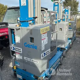 2018 Genie GR-20 Self-Propelled One-Person Lift
