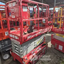 2018 MEC MICRO 19 Scissor Lift