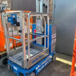 2018 Genie GR-20 Self-Propelled One-Person Lift