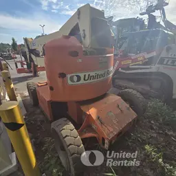 2016 JLG E450AJ Articulating Boom Lift