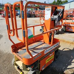 2019 JLG 1230ES Self-Propelled One-Person Lift