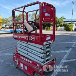 2020 MEC MICRO 19 Scissor Lift