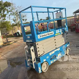 2020 Genie GS-3232 Scissor Lift
