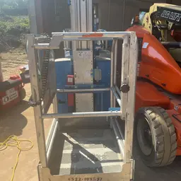 2019 Genie GR-20 Self-Propelled One-Person Lift