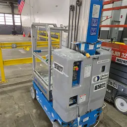2019 Genie GR-20 Self-Propelled One-Person Lift