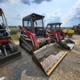 2022 Takeuchi TL8R2R Track Loader
