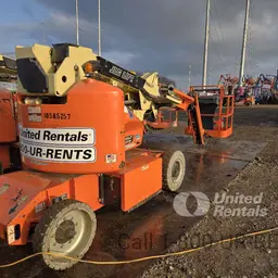 2017 JLG E400AJPN Articulating Boom Lift