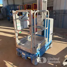 2019 Genie GR-20 Self-Propelled One-Person Lift