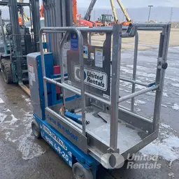 2018 Genie GR-20 Self-Propelled One-Person Lift
