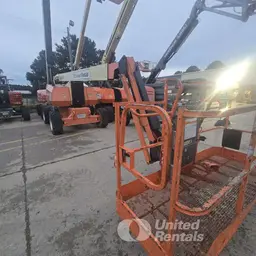 2018 JLG 800AJ Articulating Boom Lift