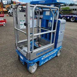 2019 Genie GR-12 Self-Propelled One-Person Lift