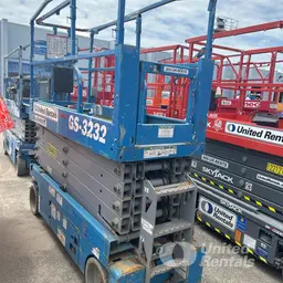 2019 Genie GS-3232 Scissor Lift