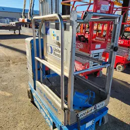 2018 Genie GR-20 Self-Propelled One-Person Lift