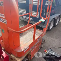 2019 JLG 1230ES Self-Propelled One-Person Lift