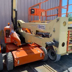 2016 JLG E450AJ Articulating Boom Lift