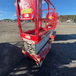 2019 MEC MICRO 19 Scissor Lift