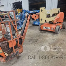 2018 JLG E450AJ Articulating Boom Lift