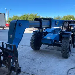 2017 Genie GTH-844 Forklift